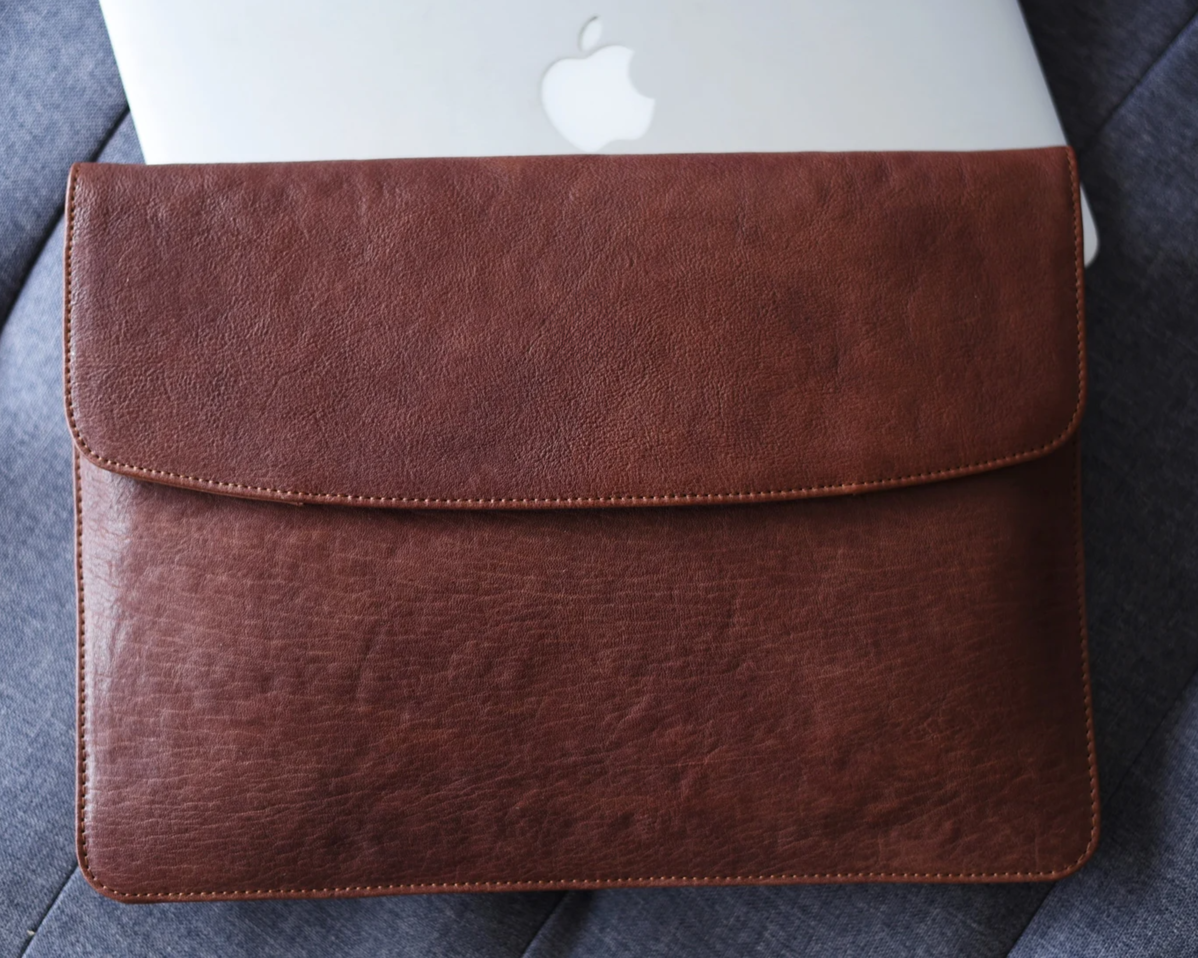 Sleeve with Back Pocket