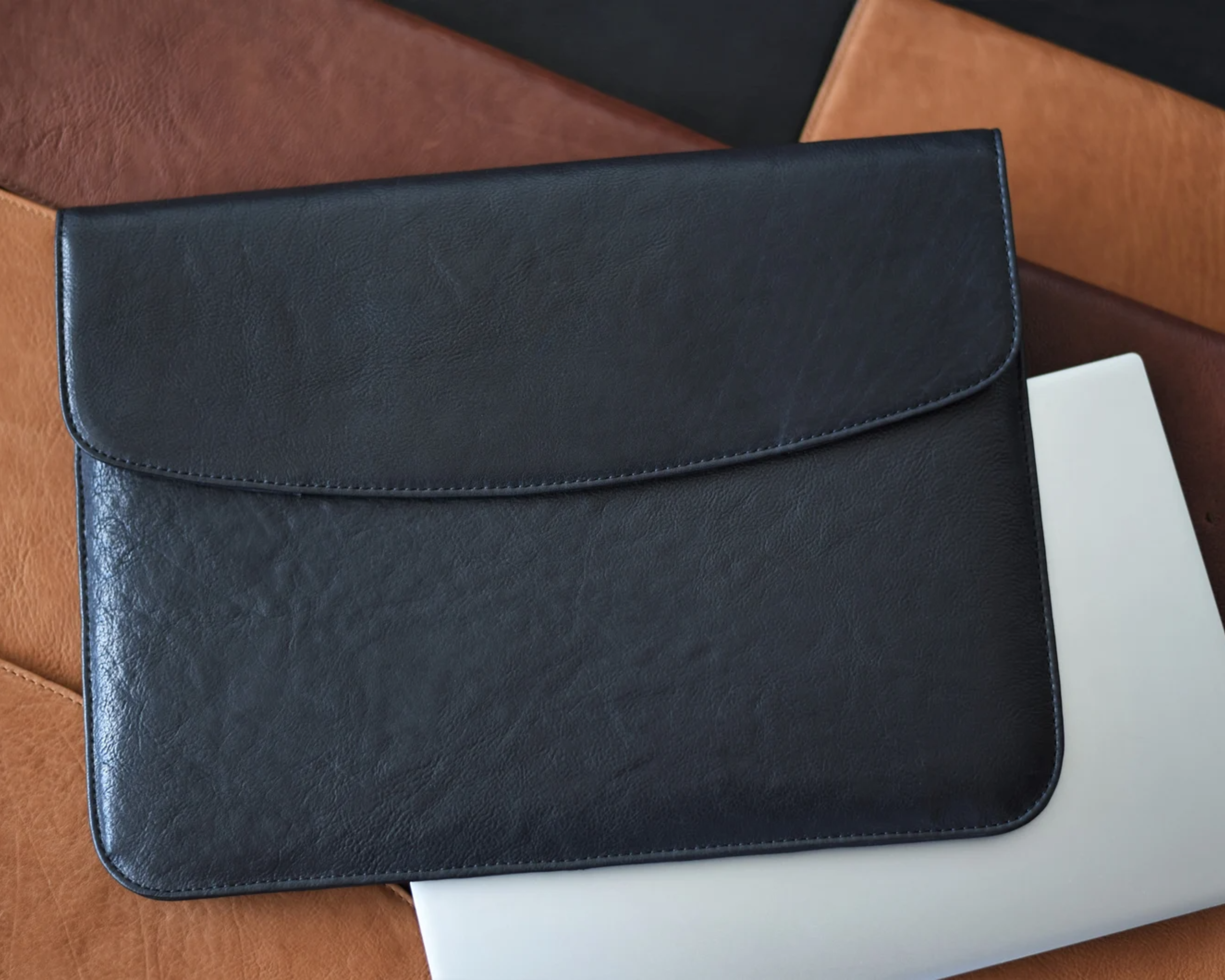 Sleeve with Back Pocket