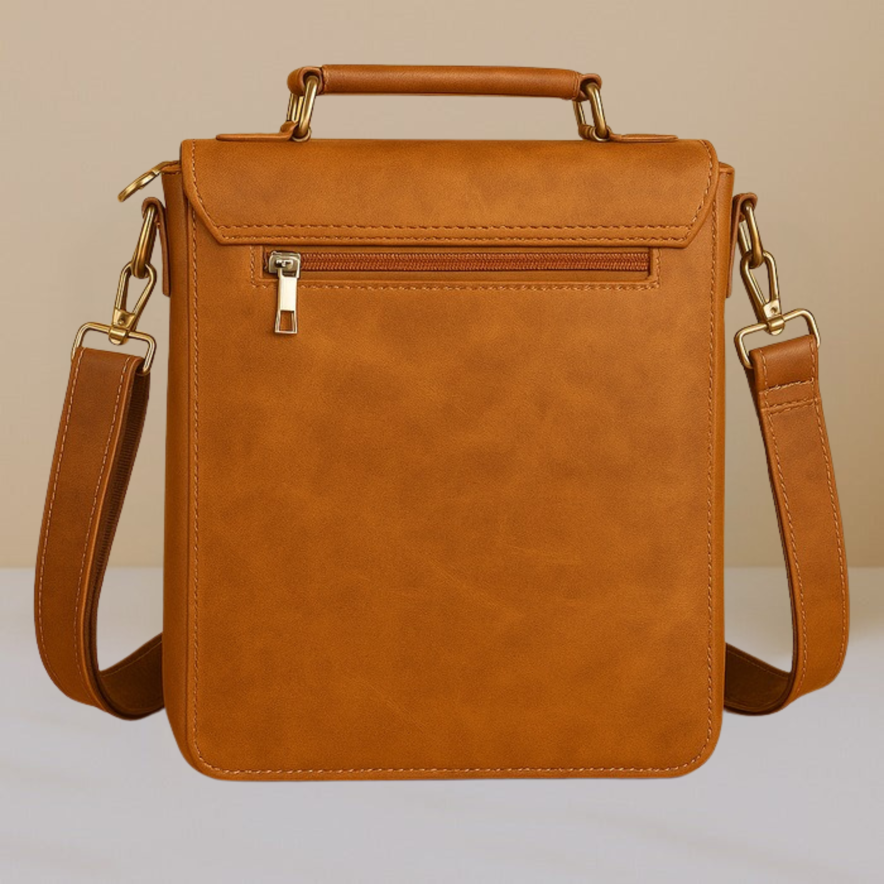 Caro Messenger Bag