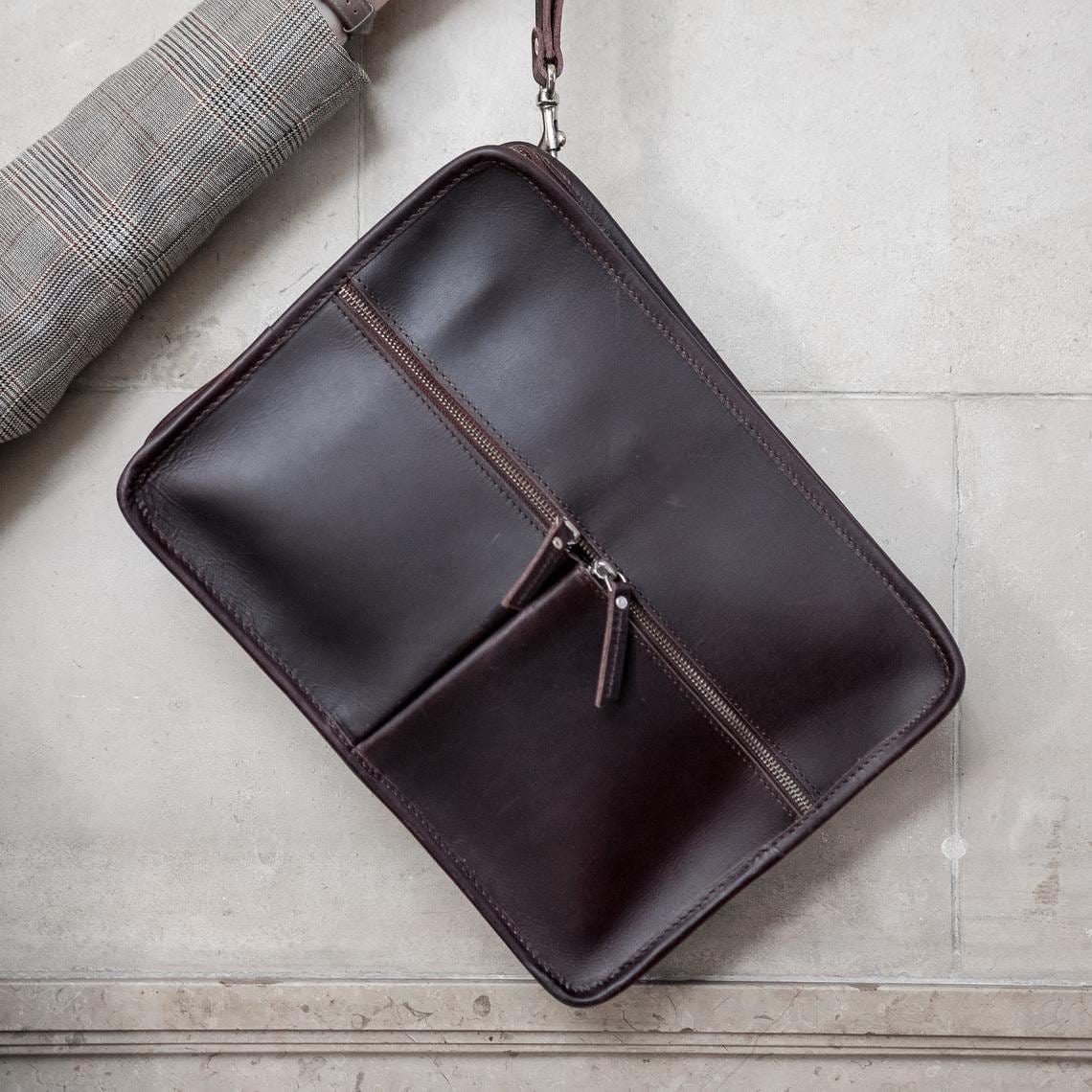 kinnoti Genuine Leather Laptop Sleeve