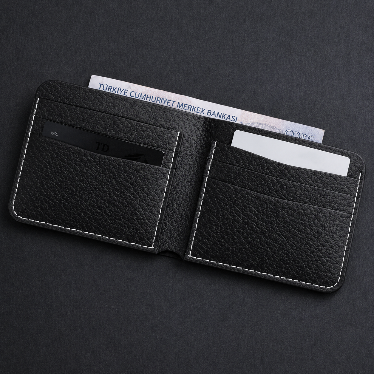 DELVAE Cactus Leather Wallet - Vegan Slim Bifold